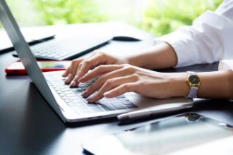 PWAs vs native apps: Which is right for your business?