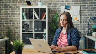 What is an online survey (and how do you make one)?